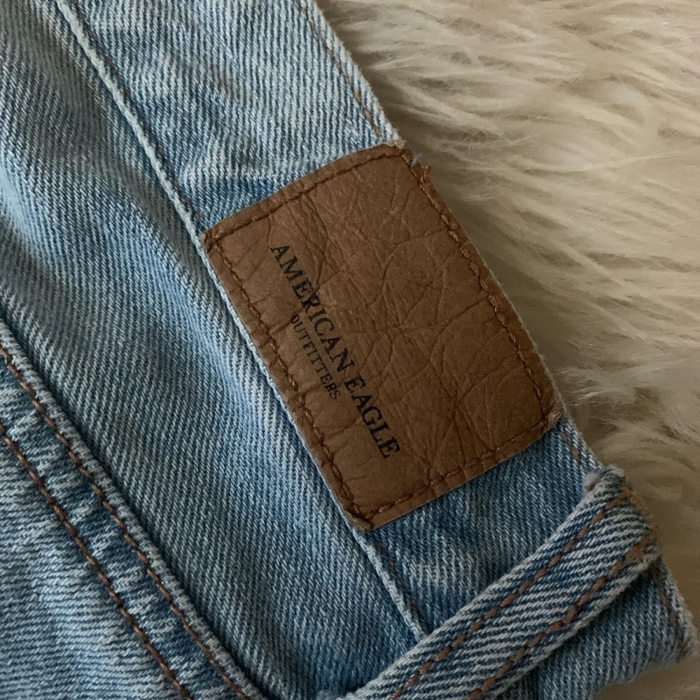 AMERICAN EAGLE MOM JEANS - Picture 3 of 6